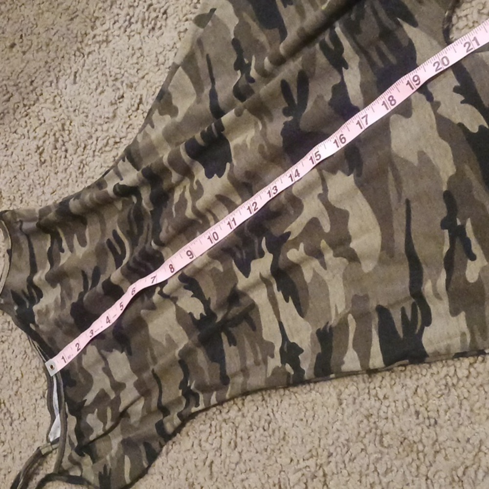 🤑 SHEIN Petite Camo jumpsuit - Picture 6 of 10